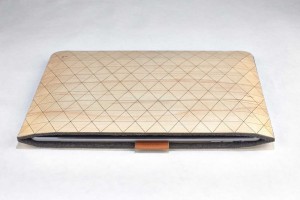 geometric-wooden-ipad-sleeves-by-grovemade-2